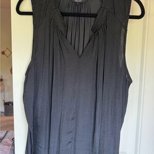Simply Vera Vera Wang Gray Sleeveless Pleated Blouse